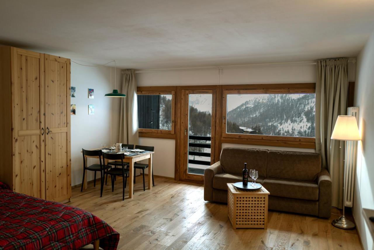 White Escape Apartment Valtournenche Exterior photo